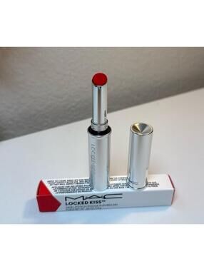 M•A•C LOCKED KISS 24HR LIPSTICK-81 Gutsy